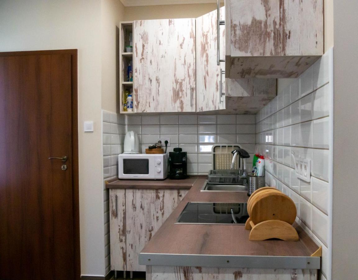 Janossza-voelgy Vendeghaz Apartment *